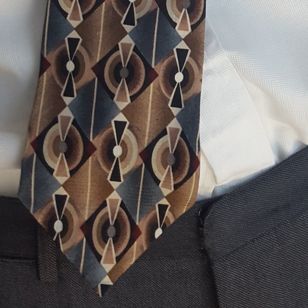 100% silk necktie Martin Wong Napa, CA vintage